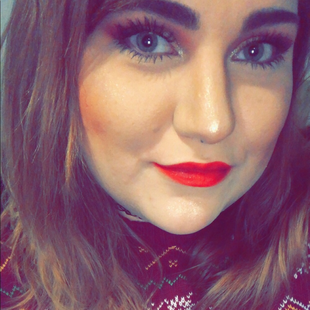Meet your Posher, Hana